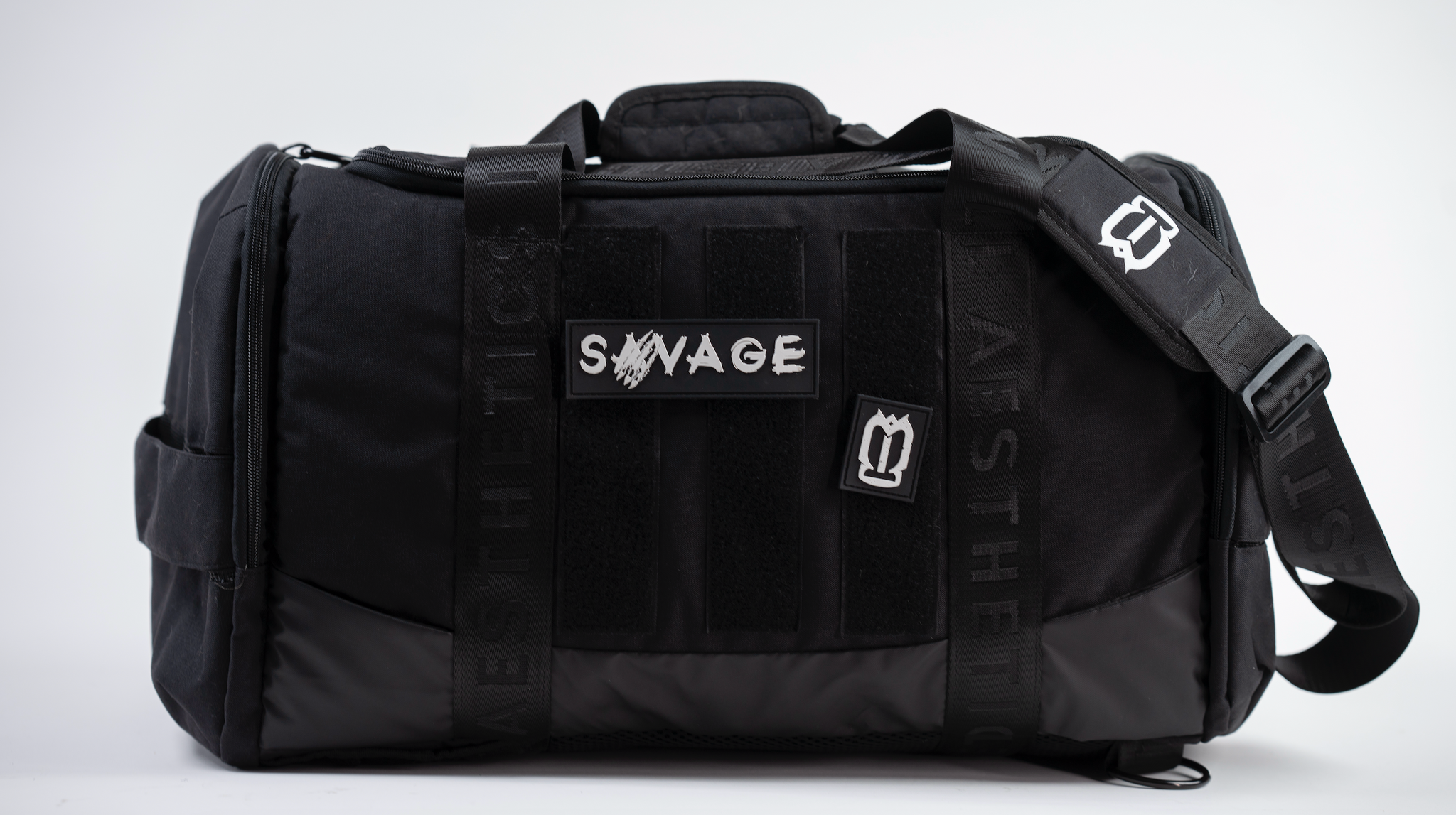 GoZone Pro Gym Bag – Black/White, With dual side zipper pockets - Walmart.ca